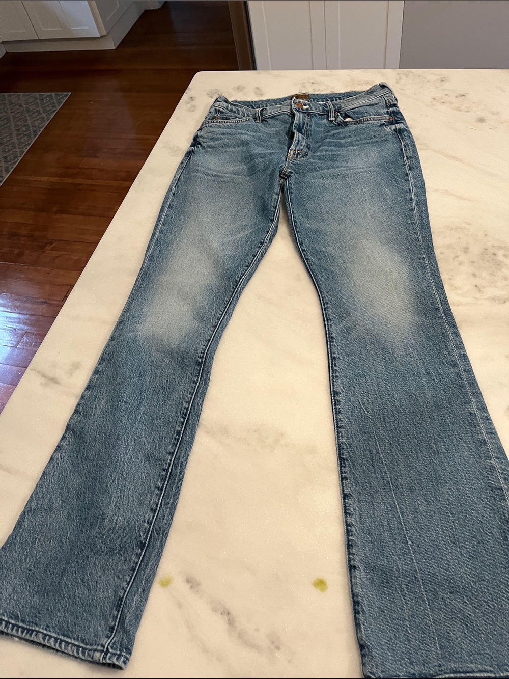 MOTHER Women's Light Wash Flare Jeans